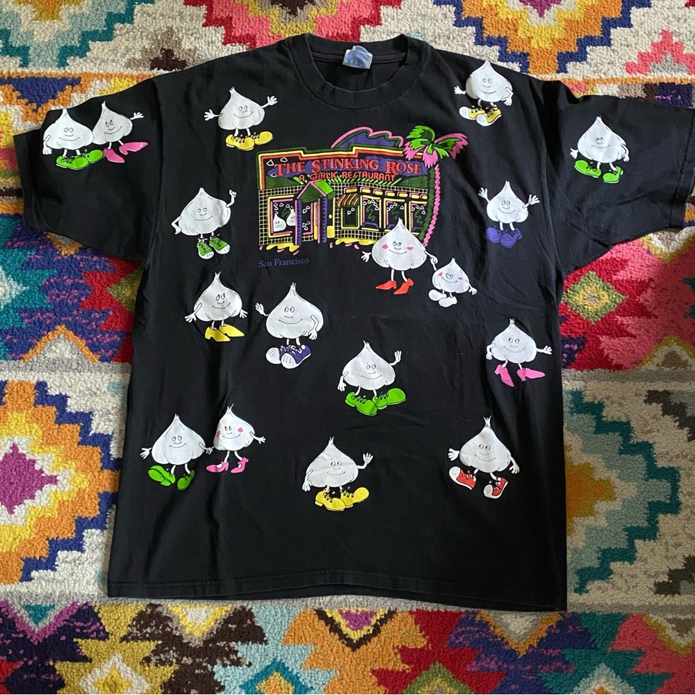 Vintage 1990s The Stinking Rose Restaurant Colorful Garlic Graphic Tee